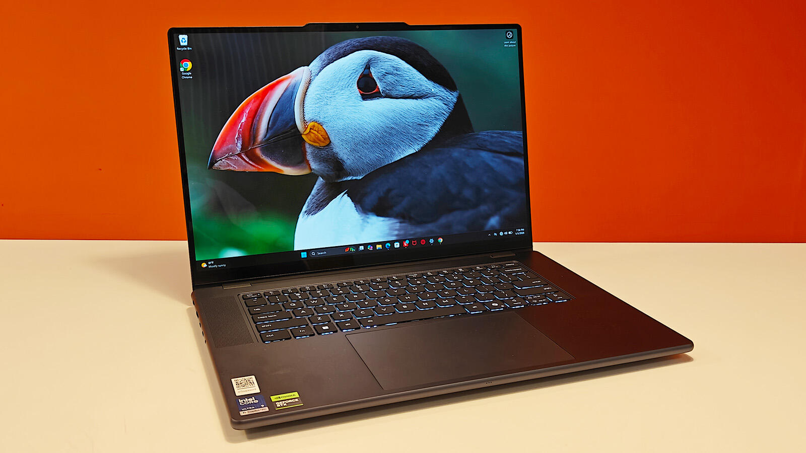 lenovo-pro-9i-aura-edition-image-6.jpg